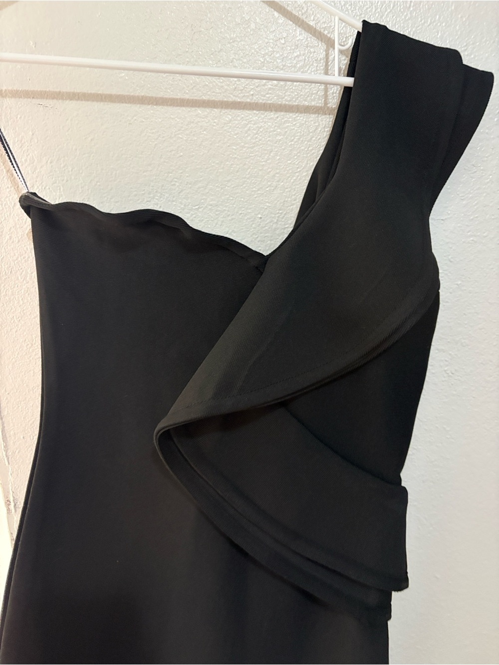 Black One-Shoulder Ruffle Knit Dress - Picture 2 of 5